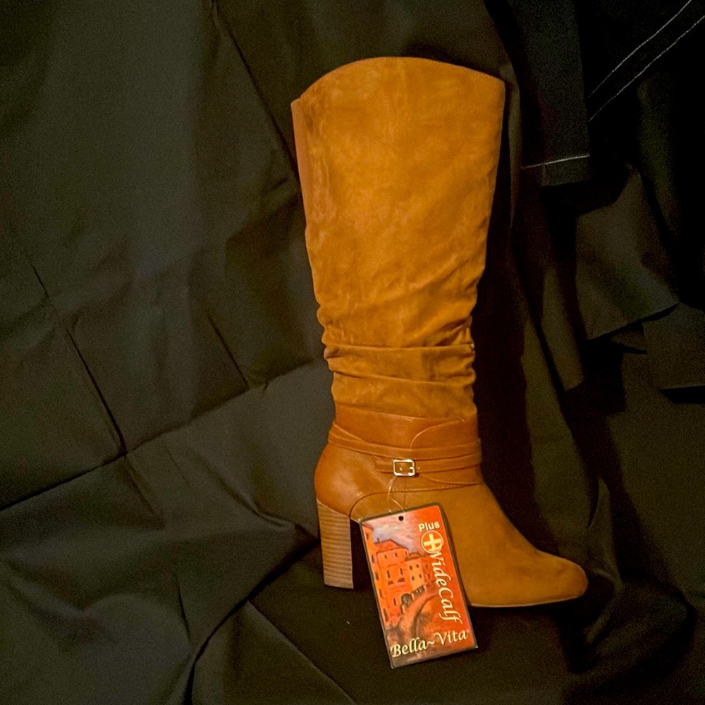 Bella~Vita Plus Wide Calf woman’s size 9.5